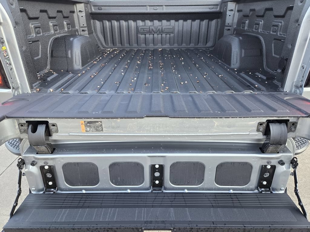 2026 GMC Sierra 1500 SLT - Photo 21