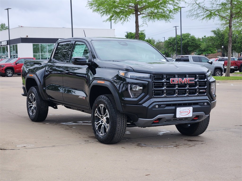 2025 Gmc Canyon AT4 photo 2