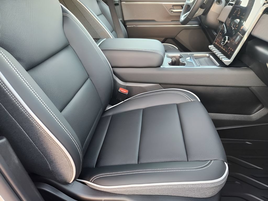 2026 GMC Sierra EV Elevation - Photo 9
