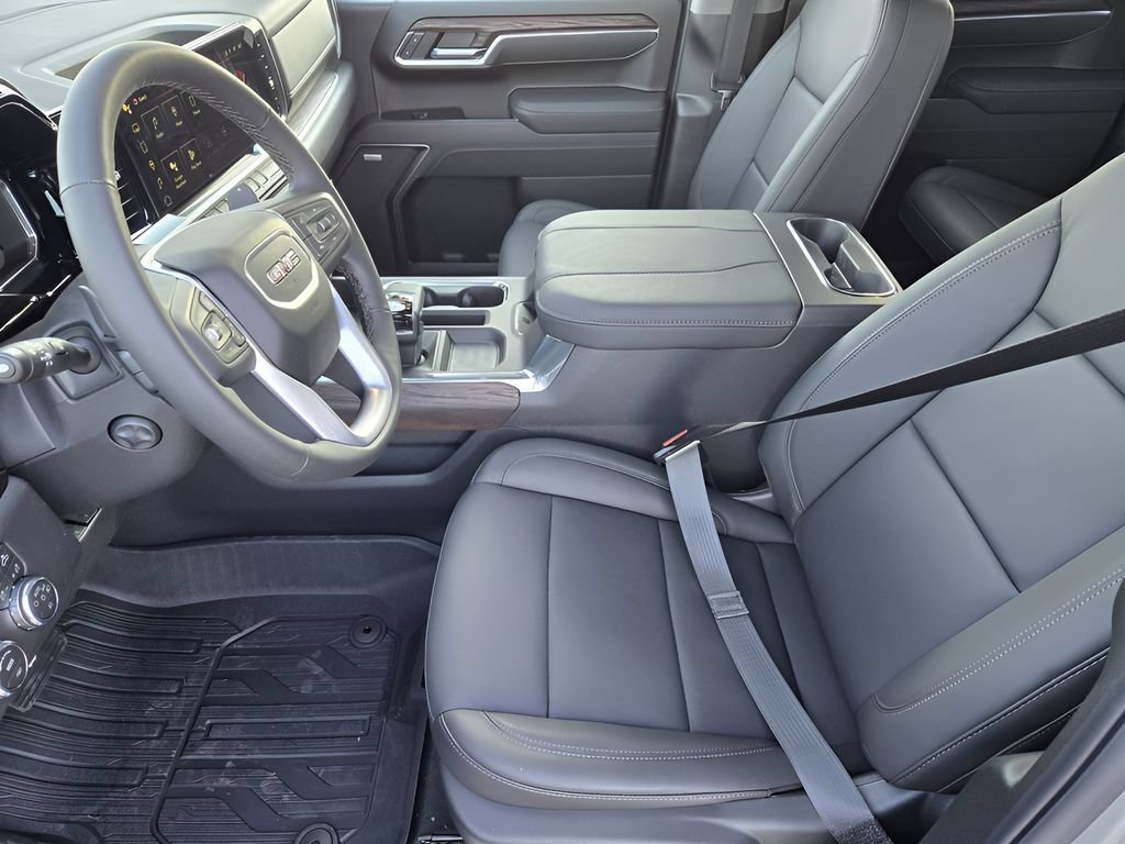 2026 GMC Sierra 1500 SLT - Photo 8