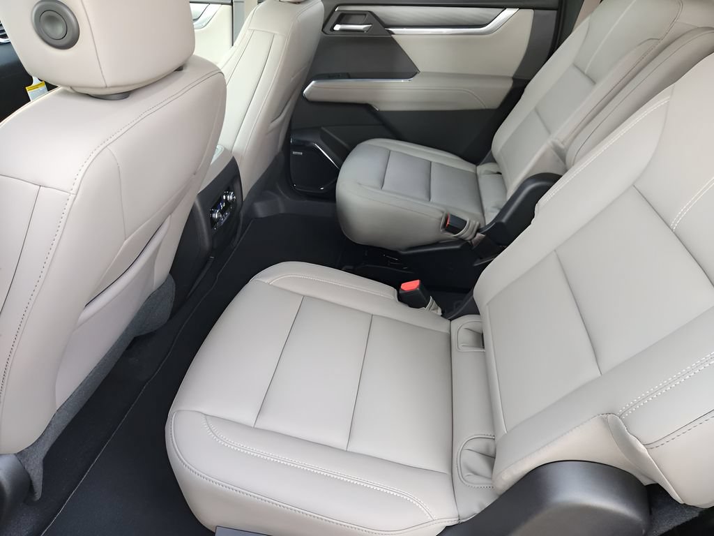 2026 GMC Acadia Elevation - Photo 19