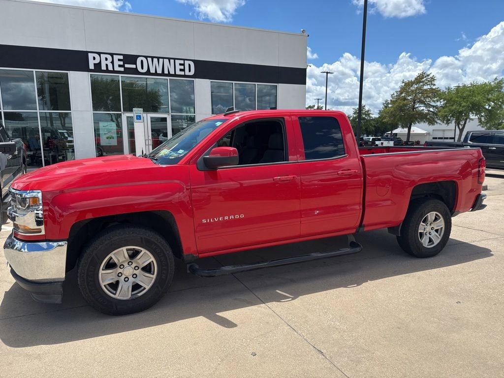 2019 Chevrolet Silverado 1500 LT Double Cab Std Box's photo