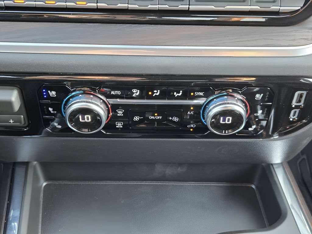 2026 GMC Sierra 1500 SLT - Photo 14