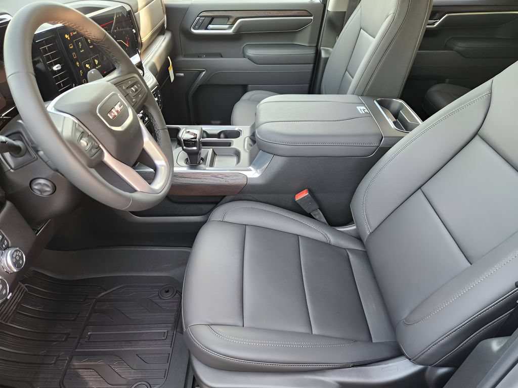 2026 GMC Sierra 1500 SLT - Photo 9