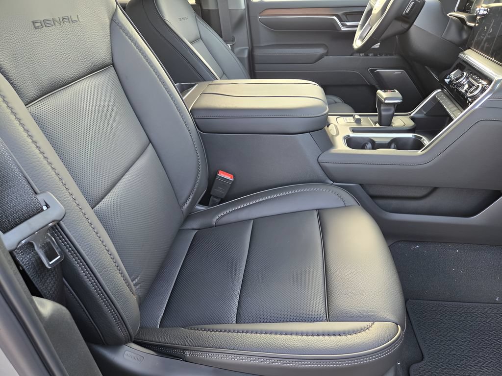 2026 GMC Sierra 1500 Denali - Photo 11