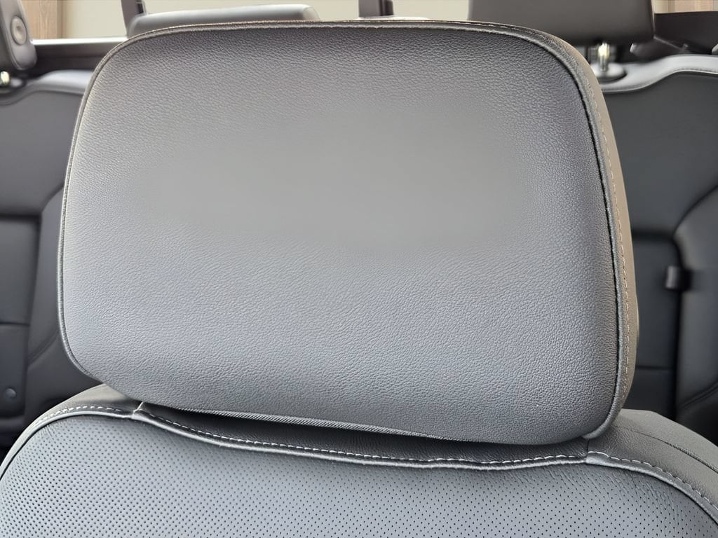 2026 GMC Sierra 1500 Denali Ultimate - Photo 18