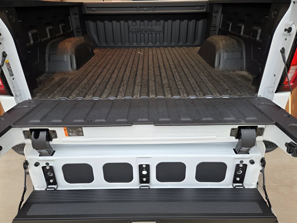 2026 GMC Sierra 1500 AT4 - Photo 21
