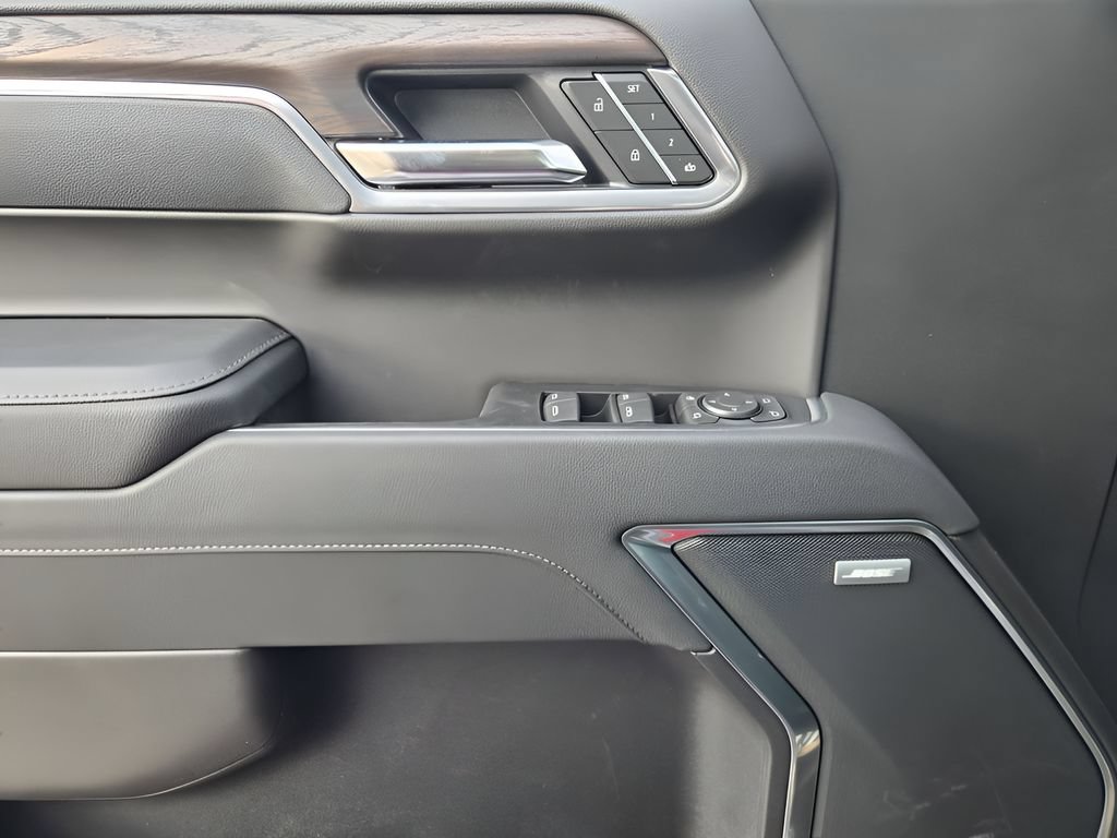 2026 GMC Sierra 1500 SLT - Photo 15