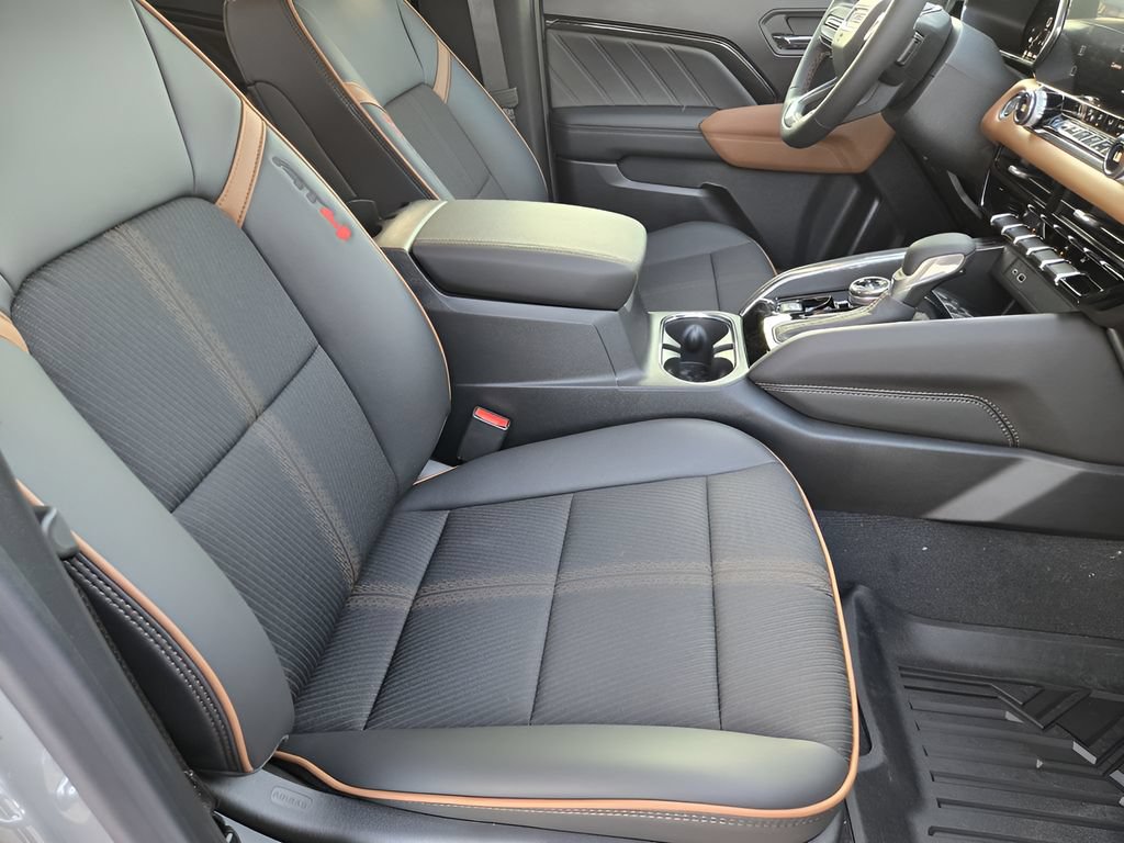 2026 GMC Canyon AT4 - Photo 11