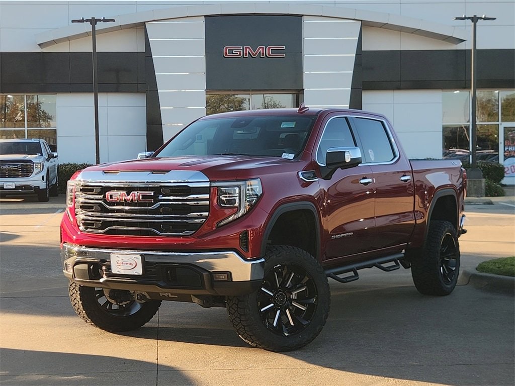 2026 GMC Sierra 1500 SLT's photo