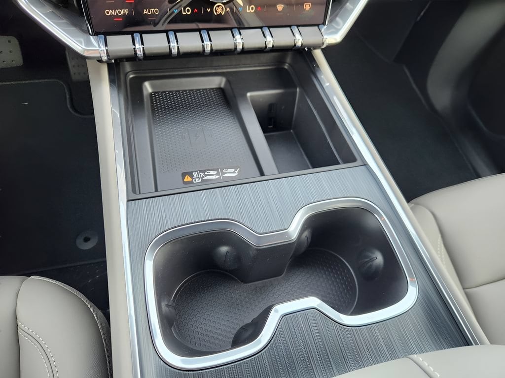2026 GMC Acadia Elevation - Photo 14