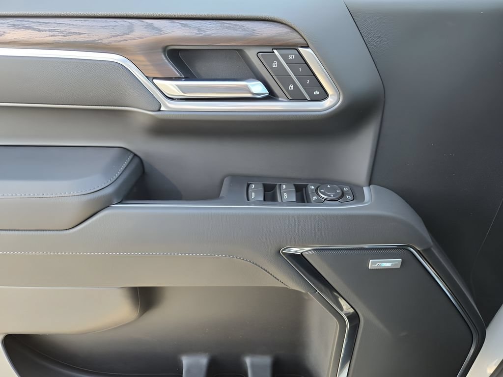 2026 GMC Sierra 1500 SLT - Photo 16