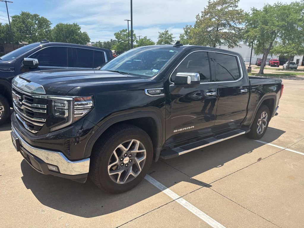 2024 GMC Sierra 2WD Crew Cab Short Box SLT's photo