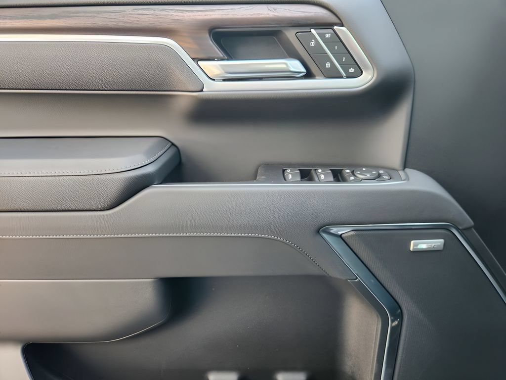 2026 GMC Sierra 1500 SLT - Photo 16