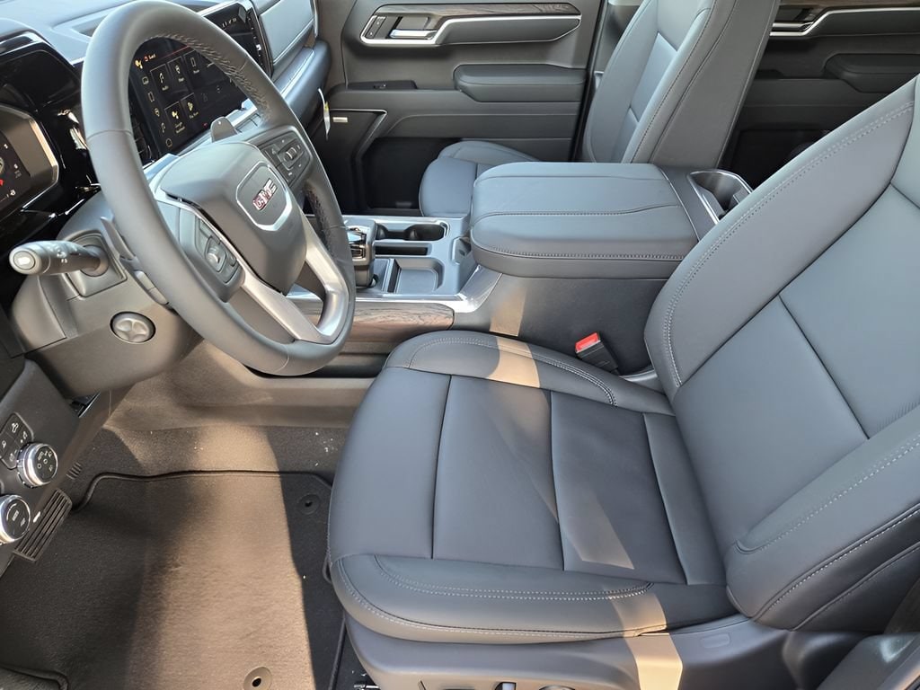 2026 GMC Sierra 1500 SLT - Photo 10