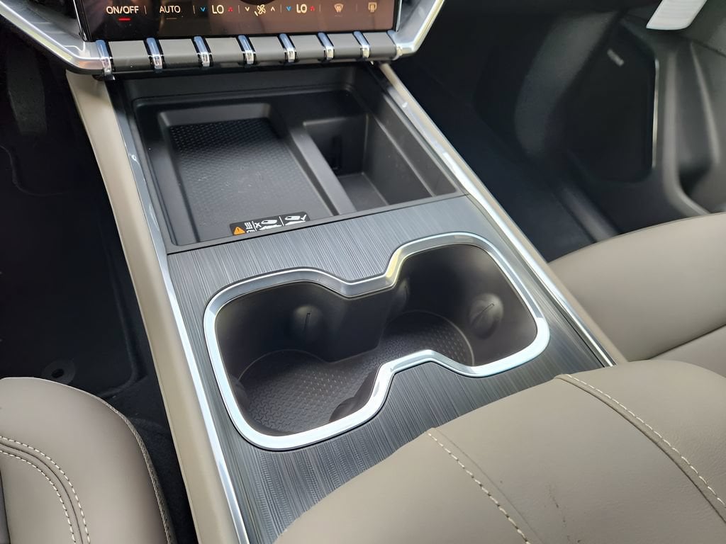 2026 GMC Acadia Elevation - Photo 14
