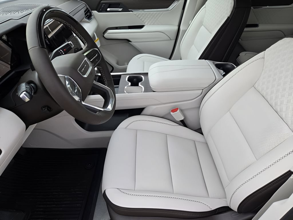 2026 GMC Acadia Denali - Photo 8