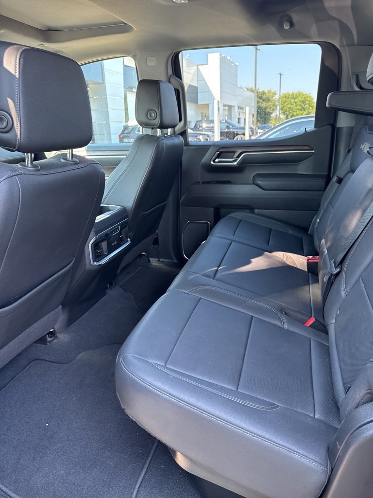 2022 Gmc Sierra 1500 SLT photo 2