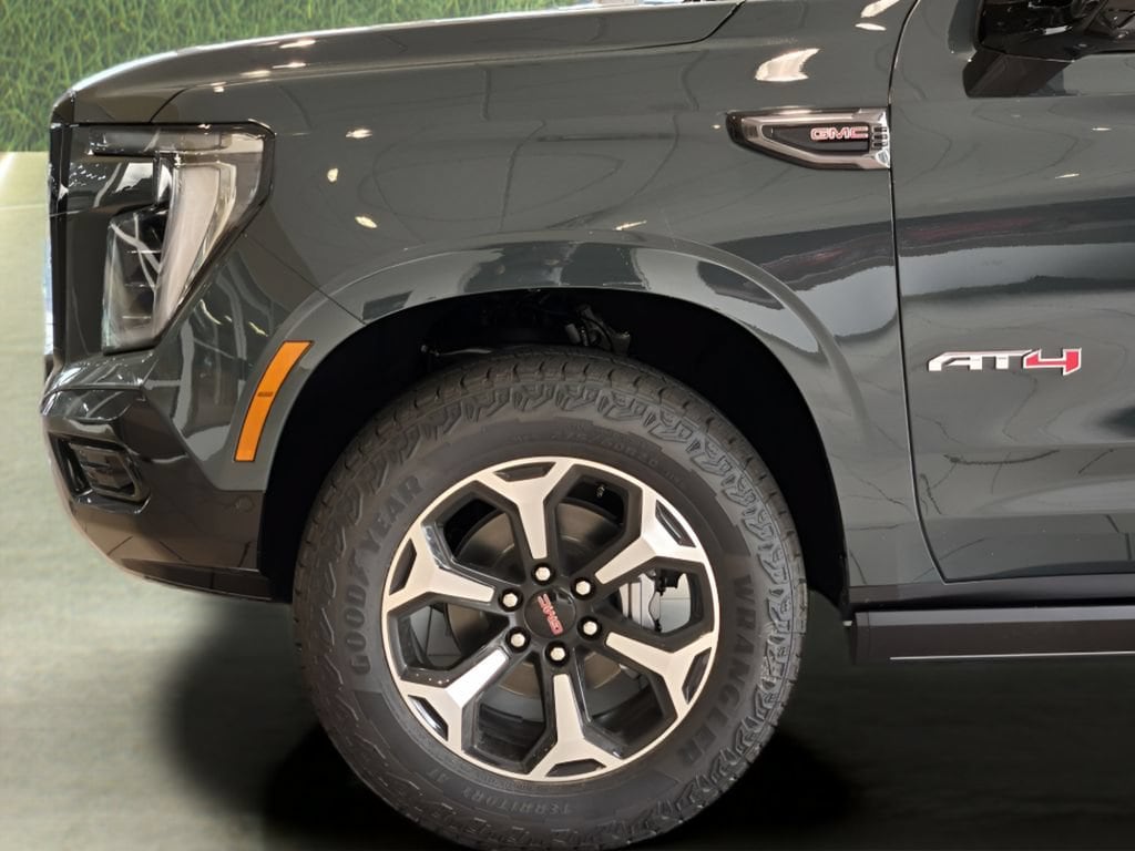 2026 GMC Yukon AT4 - Photo 6