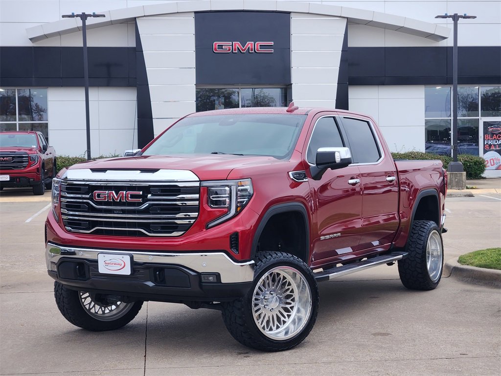 2024 GMC Sierra 1500 SLT's photo
