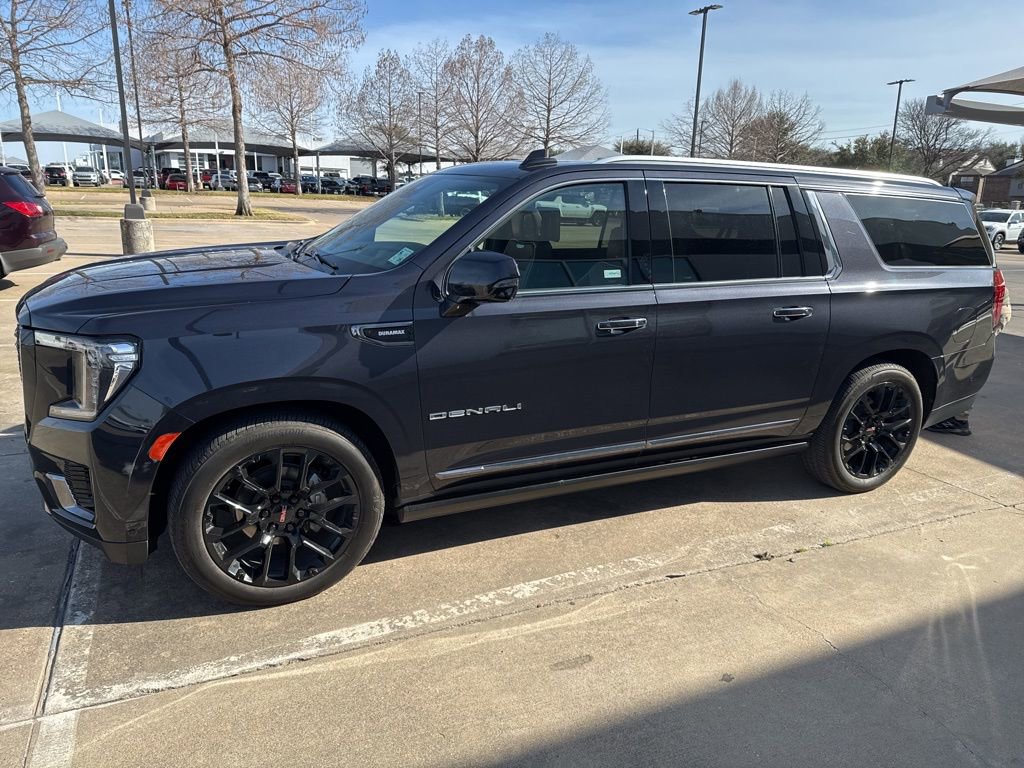 2023 GMC Yukon XL SUV 