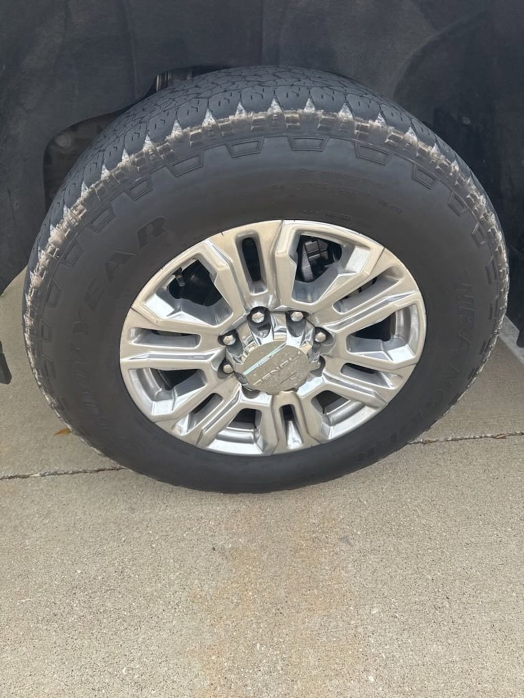 Used 2024 GMC Sierra 2500 HD Denali Truck