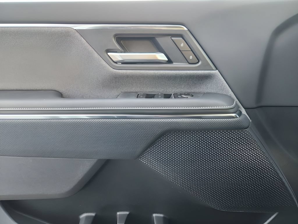 2026 GMC Sierra EV Elevation - Photo 15