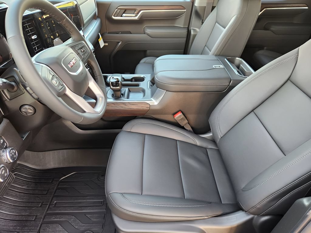 2026 GMC Sierra 1500 SLT - Photo 9