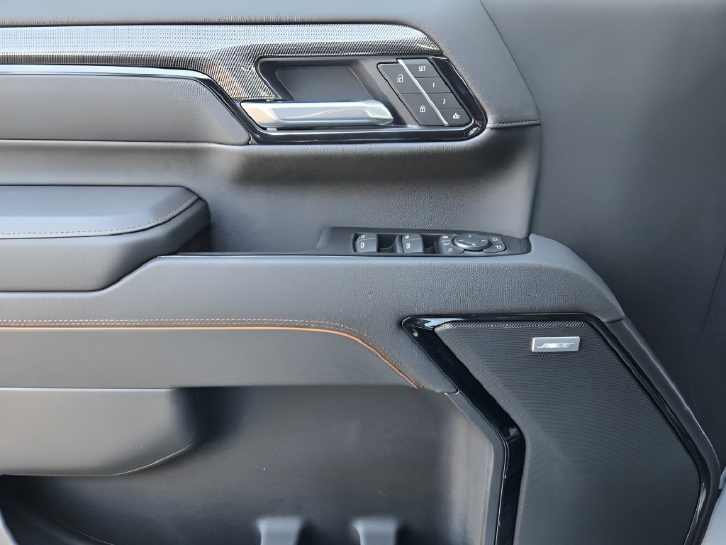 2026 GMC Sierra 2500HD AT4 - Photo 16
