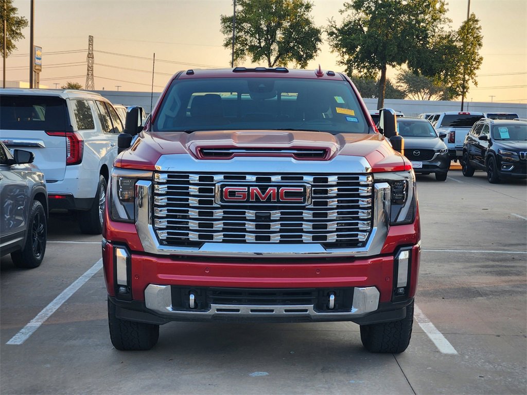 2024 Gmc Sierra 2500 HD Denali photo 2