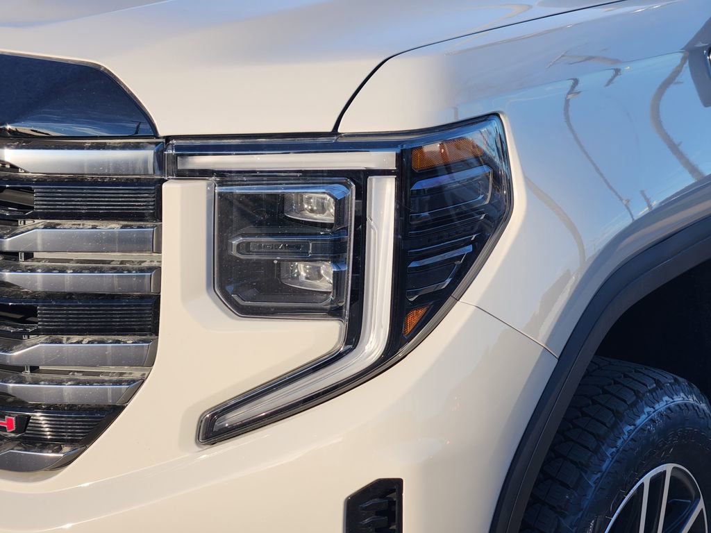 2026 GMC Sierra 1500 AT4 - Photo 5