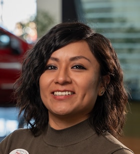 Staff member GRACIE RAMOS from 5c048c591410
