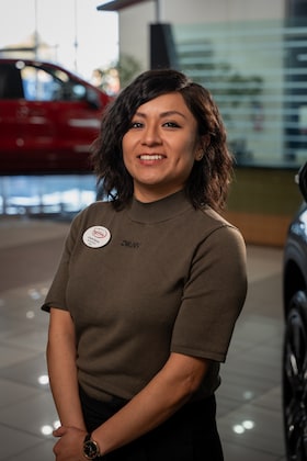 Staff member GRACIE RAMOS from 5c048c591410