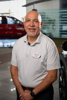 Staff member FRANK CHAVEZ from f9295dc4c1b8