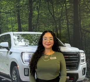 Staff member FATIMA TORRES from d91e00a092df