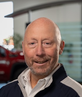 Staff member DAVID SIMPSON from f9295dc4c1b8