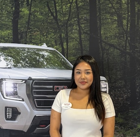 Staff member JULIANA RODRIGUEZ-AVALOS from 5c048c591410