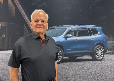 Staff member LARRY MULLER from 2a8cec660f8d