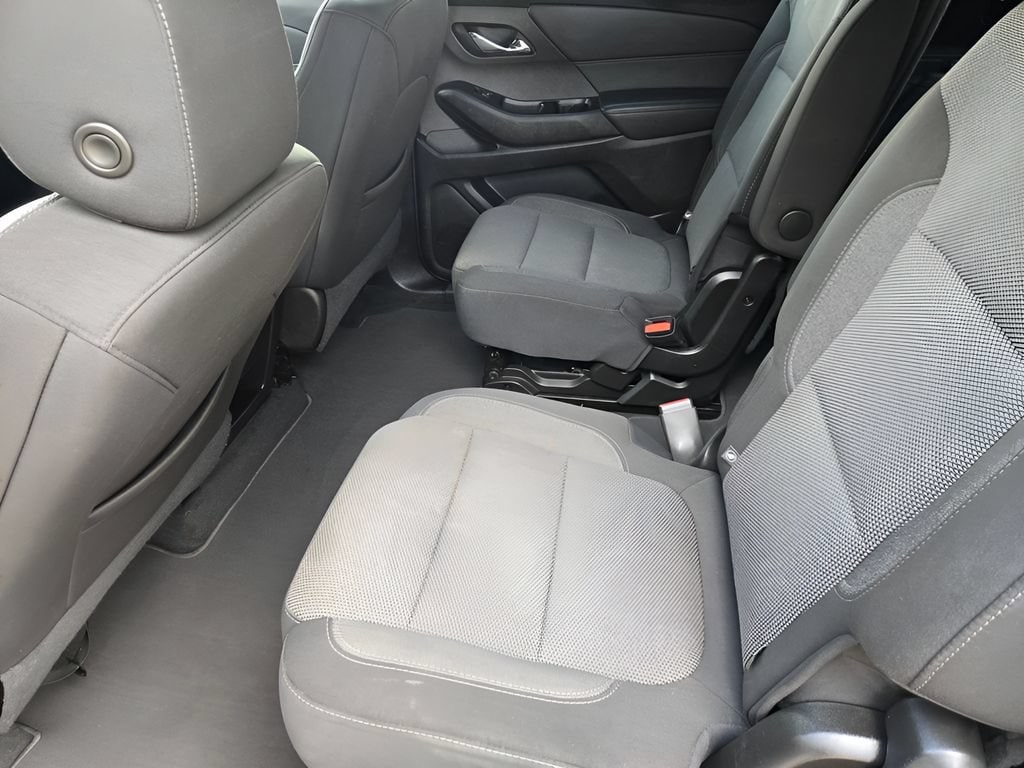 2023 Chevrolet Traverse 1LT - Photo 28