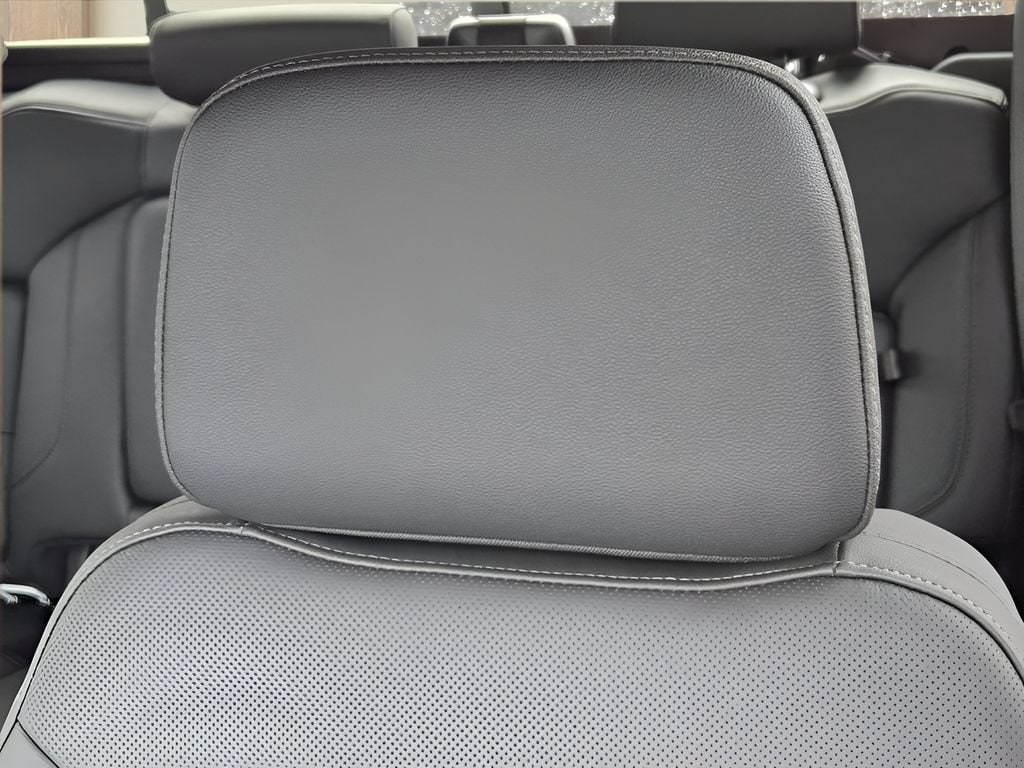 2026 GMC Sierra 1500 SLT - Photo 17