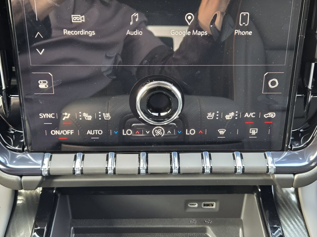 2026 GMC Yukon AT4 - Photo 13