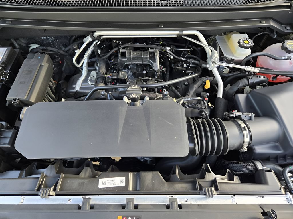 2026 GMC Canyon AT4 - Photo 22