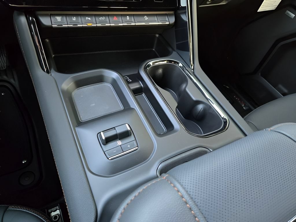 2026 GMC Sierra 2500HD AT4 - Photo 14