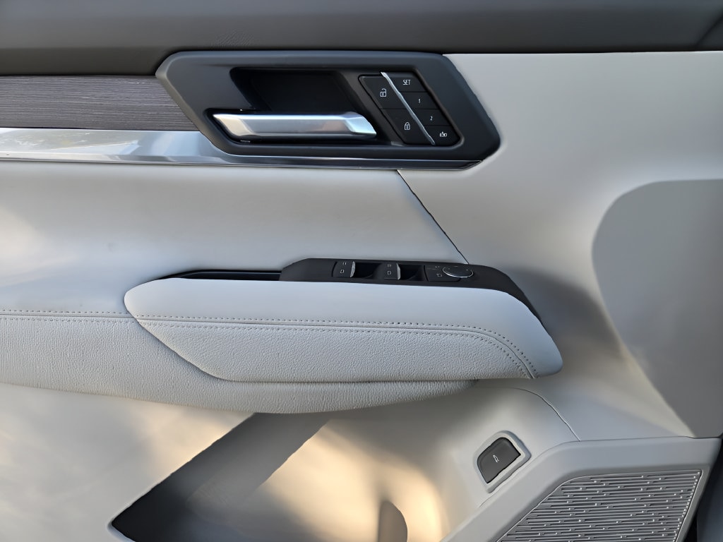 2027 GMC Terrain Denali - Photo 16