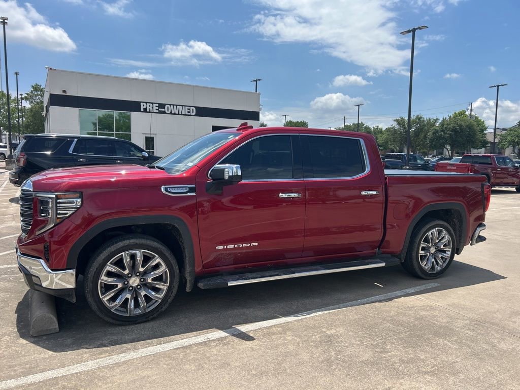 2022 GMC Sierra 2WD Crew Cab Short Box SLT's photo