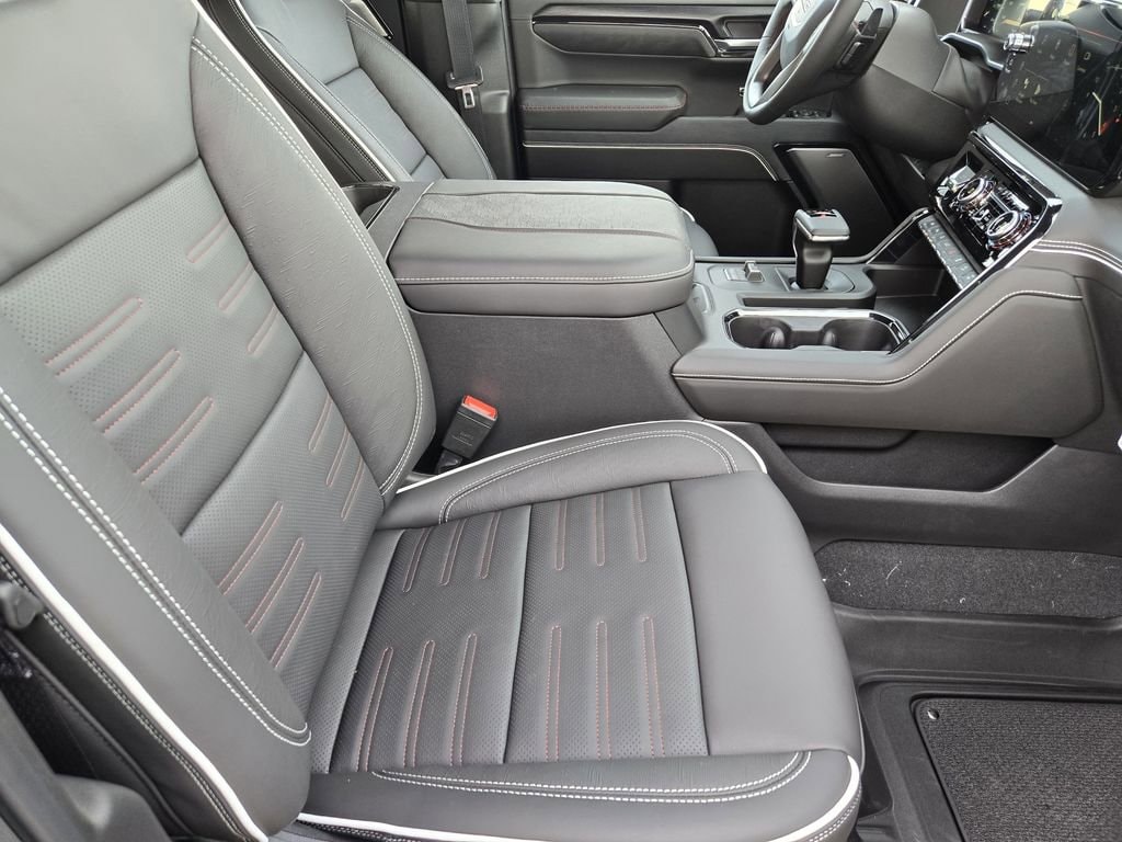 2026 GMC Sierra 1500 AT4X - Photo 9
