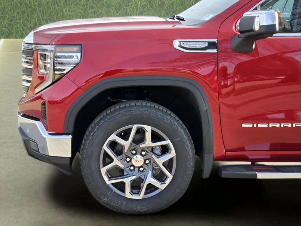 2026 GMC Sierra 1500 SLT - Photo 6