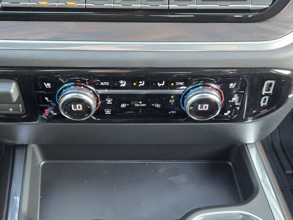 2026 GMC Sierra 1500 SLT - Photo 13