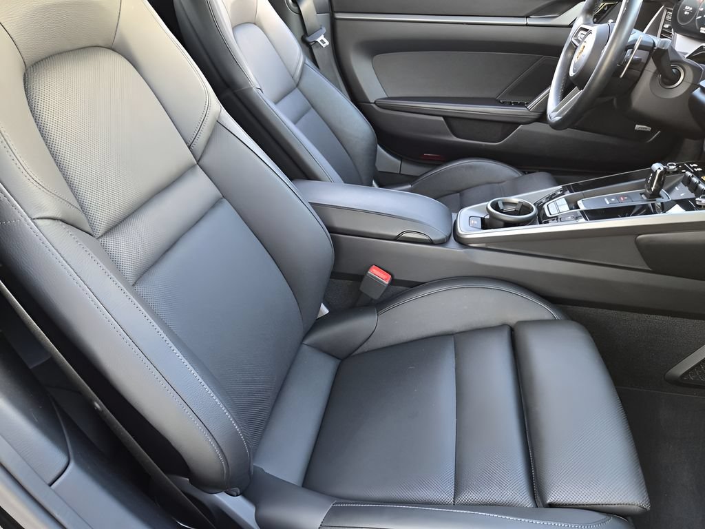 2021 Porsche 911 Base - Photo 15