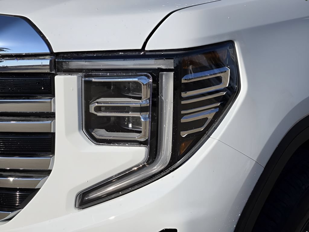 2026 GMC Sierra 1500 SLT - Photo 7